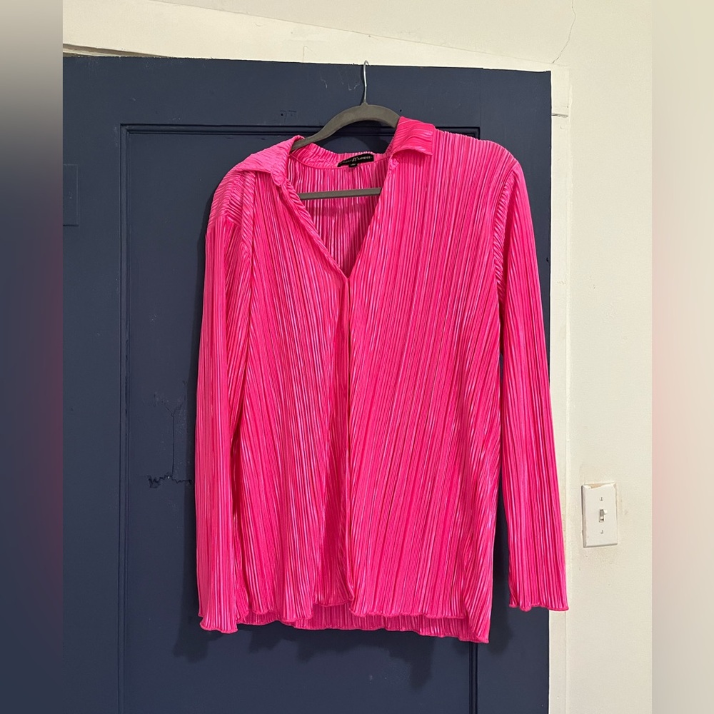 Neon pink button down blouse oversized and never worn just took tag off